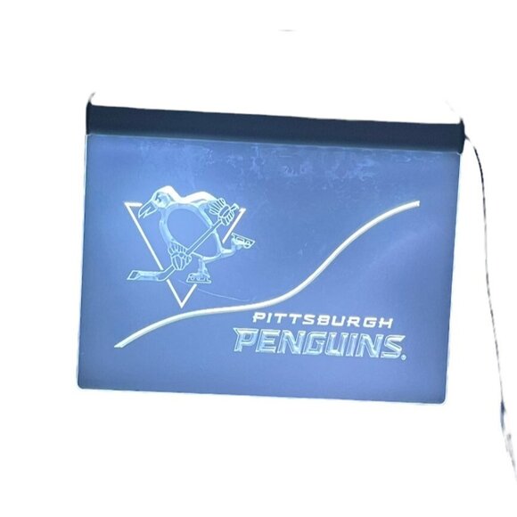 Pittsburgh Penguins 12x16" LED Light Up Etched Glass Sign Color Changing Logo - Picture 2 of 9
